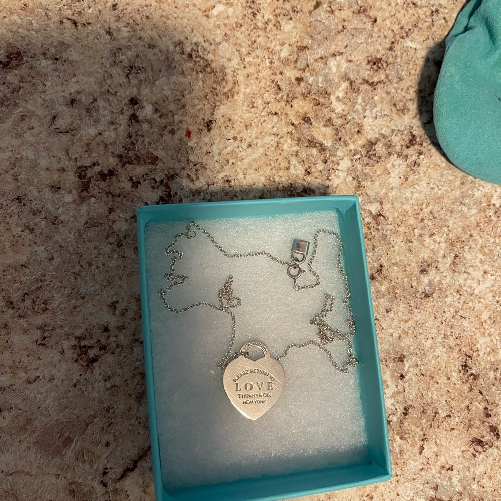 Tiffany Heart 18inch Necklace - Picture 2 of 5